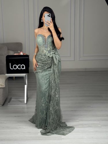 فستان سهره بتصميم ناعم وجذاب