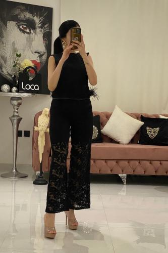 طقم بدله وبنطلون دانتيل باللون الأسود