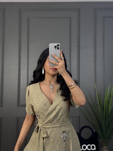 فستان العيد بتطريز انيق لون زيتي من لوكا فاشن