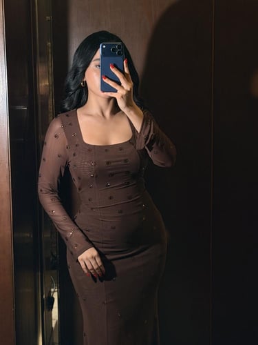 فستان سهرة ناعم طويل بقصة حورية البحر