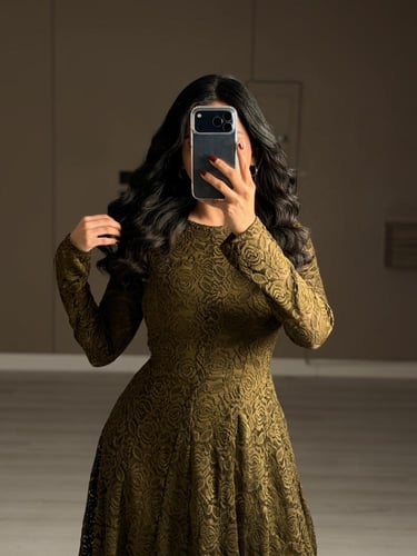 فستان دانتيل ناعم