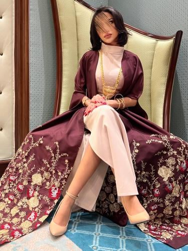 جلابيه مع بشت جوخ انيق بتطريز فخم من لوكا فاشن