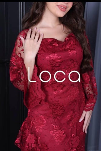 فستان احمر دانتيل