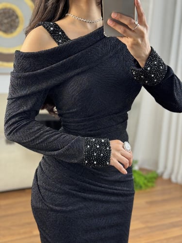 فستان سهره راقي باللون الاسود