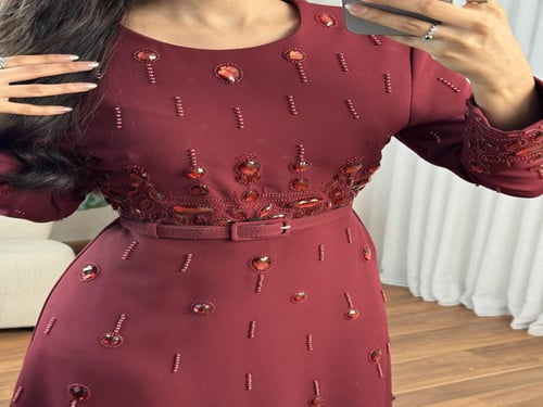 فستان ناعم عودي