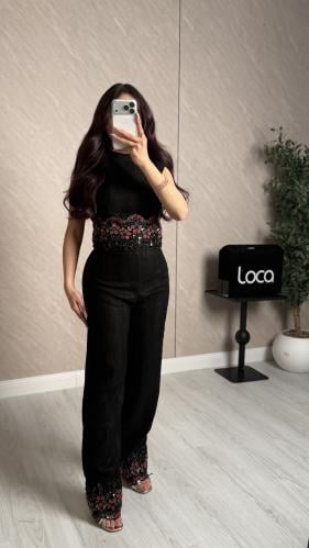 طقم ناعم بتطريز مميز