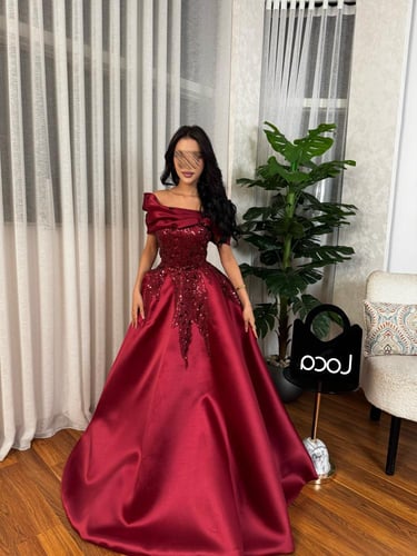 فستان سهره فخم بقصه دبل كلوش وتطريز فخم من لوكا فا...