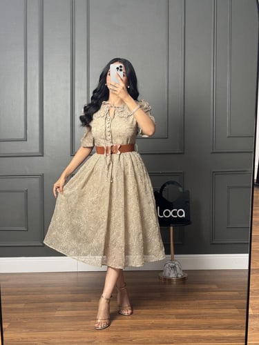 فستان العيد بتطريز فخم وحزام من لوكا فاشن