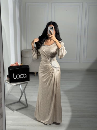فستان سهره باكمام بتصميم مميز