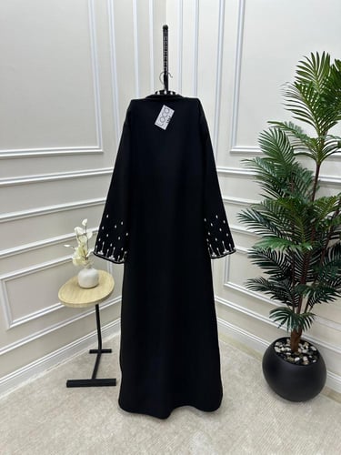 جلابية أنيقة باللون الأسود قطعتين