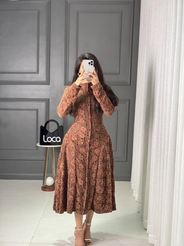 فستان ناعم وراقي من لوكا