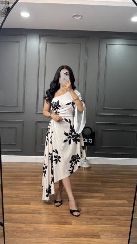 فستان ناعم بتميم اوربي من لوكا فاشن