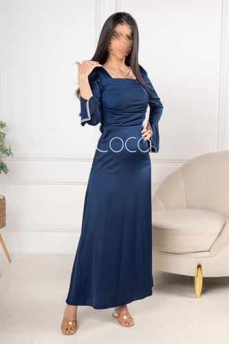 فستان ناعم بأكمام طويلة