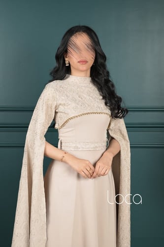 فستان ناعم بأكمام مميزة