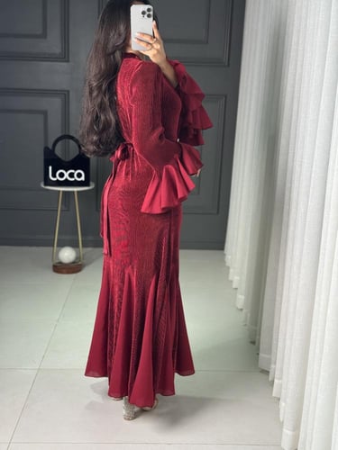 فستان ناعم باكمام من لوكا