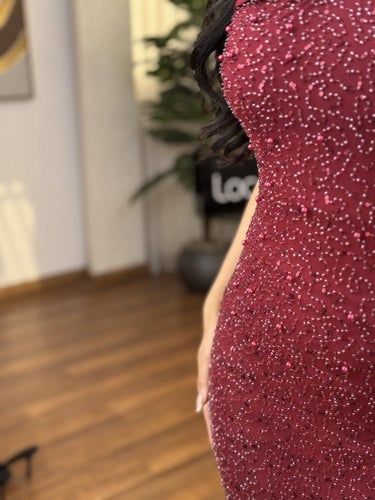 فستان سهره بلون مميز وتصميم جذاب