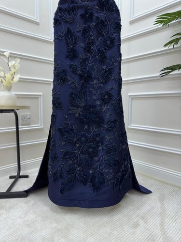 فستان سهره كحلي مطرز