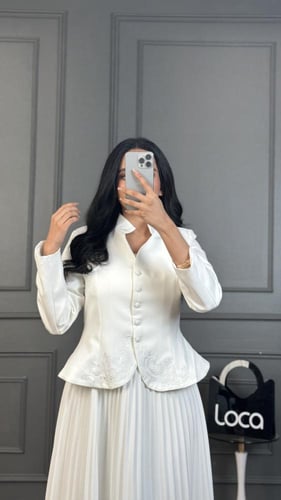 فستان انيق وساتر بلون اوف وايت من لوكا فاشن