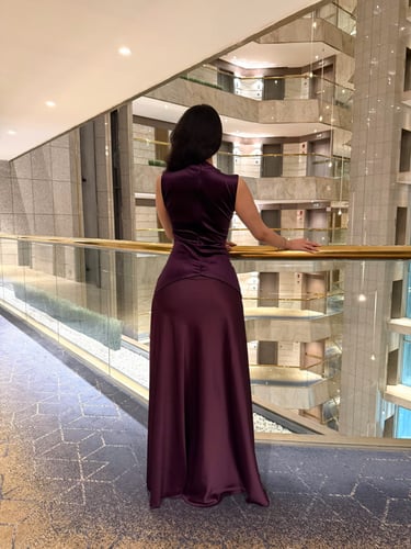 فستان سهره راقي ومميز من لوكا