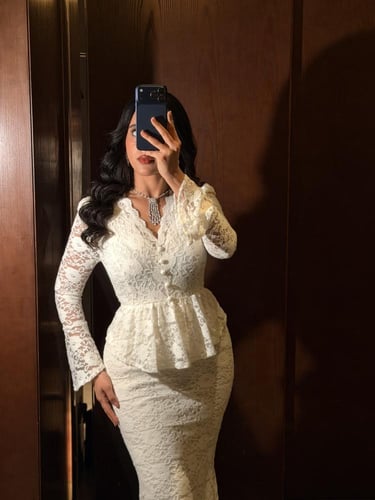 فستان بتصميم ناعم من لوكا