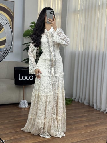 فستان راقي دانتيل بتفاصيل فخمة