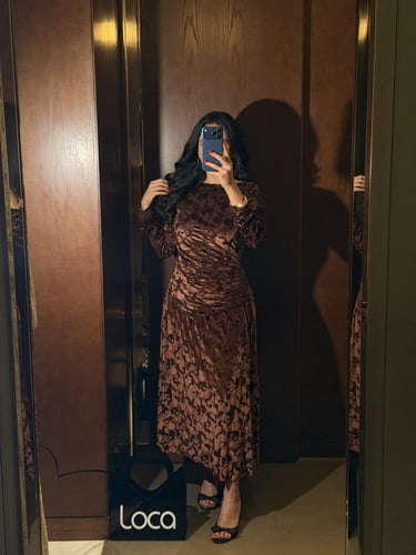 فستان ناعم ومميز من لوكا