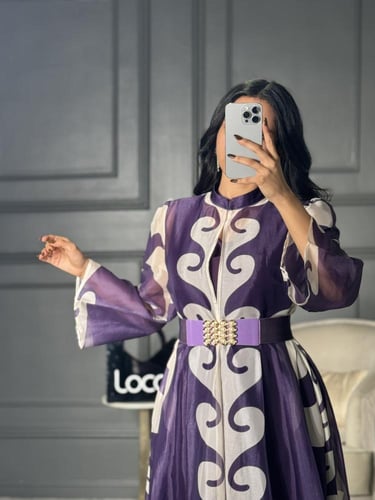 فستان ناعم بثلاثه الوان