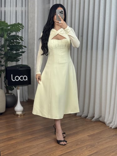 فستان ناعم بلون صيفي مميز