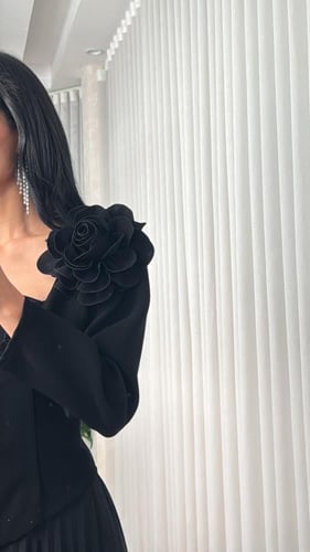 فستان سهره اسود بكسرات