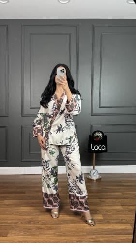 طقم بتصميم مميز من لوكا فاشن