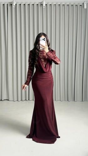 فستان ناعم لون عودي