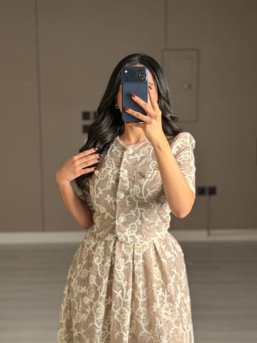 طقم العيد دانتيل ميدي فاخر لون بيج