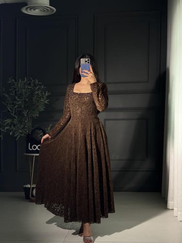 فستان مميز وراقي