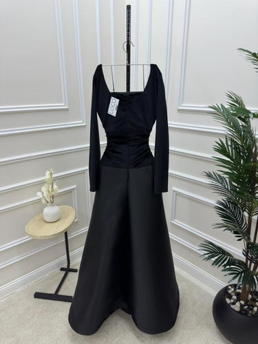 فستان سهره اسود ناعم