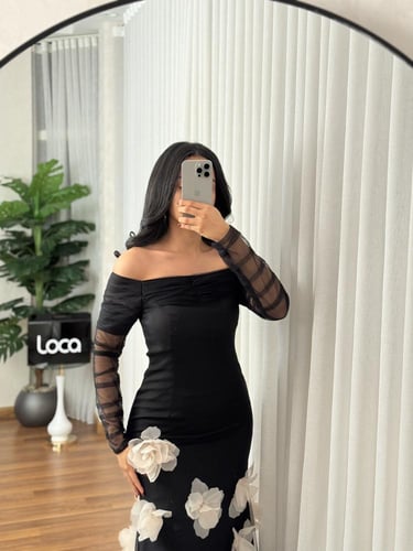 فستان اسود ماسك اوف شولدر بورود بارز من لوكا فاشن