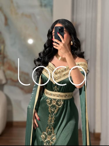 جلابيه بالون الأخضر والذهبي بتطريز