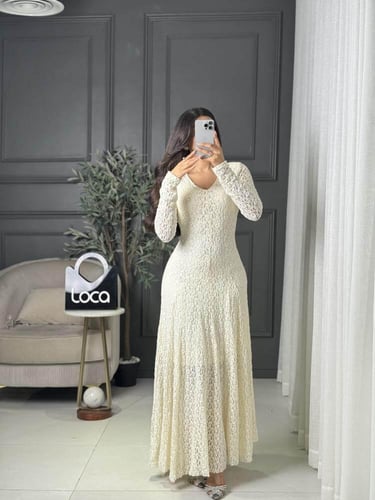 فستان ناعم بلون ناعم من لوكا