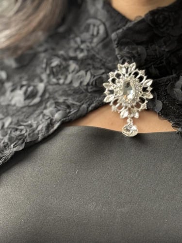 فستان قطعتين بلون اسود من لوكا فاشن