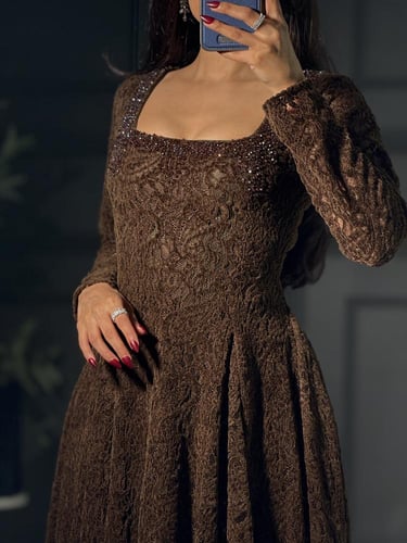 فستان مميز وراقي