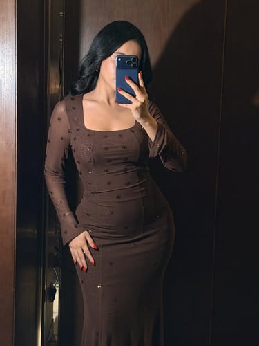 فستان سهرة ناعم طويل بقصة حورية البحر