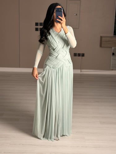 فستان ناعم تصميم راقي