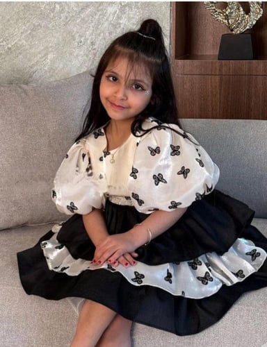 فستان بالوان زاهيه بلمسات مميزه من