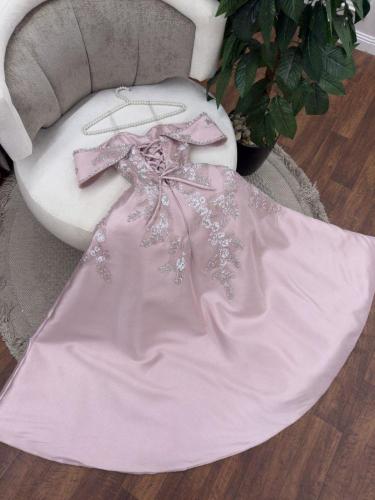 فساتين سهرات