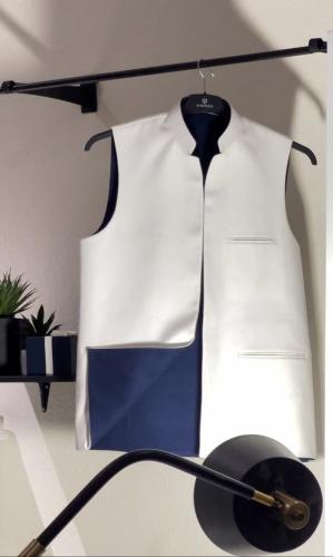 سديري جوخ كحلي + ابيض