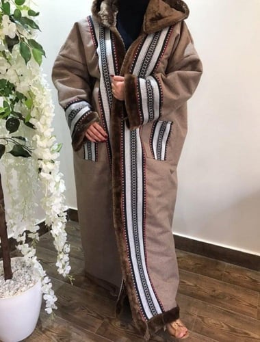 فروه نسائي بالاسم