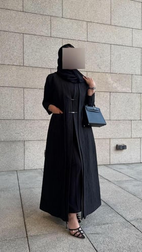 عبايه شتويه جديده بلمسة عصرية