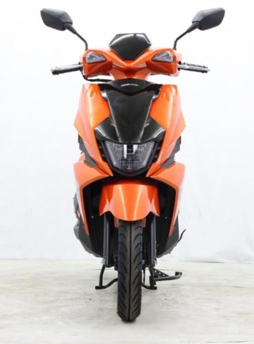 دراجة نارية عجيب باورسبورت افينيوس AVENIS 125CC Po...