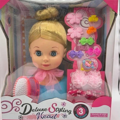 دمية تصفيف الشعر