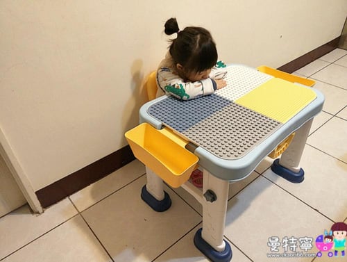 طاولة الأنشطة التعليمية ٦ في ١