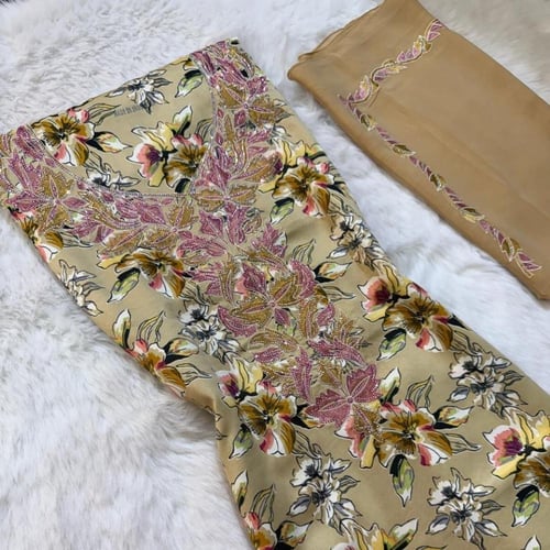 مخور حرير مطرز مع طرحة بتفاصيل كريستال فاخرة